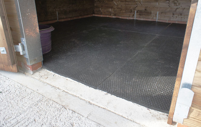 Rubber Matting Levade Systems